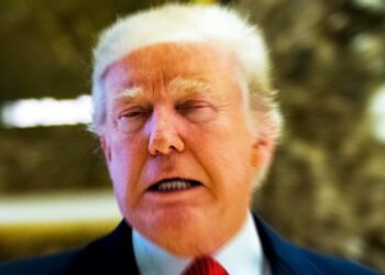 Trump suffering FULL BLOWN economic collapse