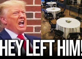 EVERYONE JUST LEFT TRUMP!