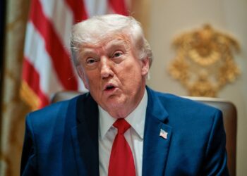 Trump demands his OWN face on a 0 bill | Another Day